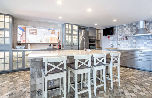 Lloret de Mar Villa | Villa "Bergantin" with Sea View, Pool & Wi-Fi