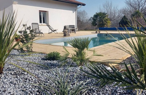 Saubrigues Villa | Villa between Landes and Basque Country, absolute calm, 15 mins from the beaches