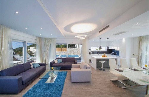 Veliko Brdo Villa | Villa Blue with pool, sea view