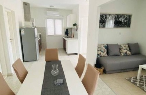 Cove Makarac (Milna) Apartment | Villa Brazza - Two Bedroom Apartment with Sea View 2 Created (Created)