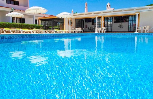 Branqueira Villa | Villa BuganVilias by Algarve Vacation