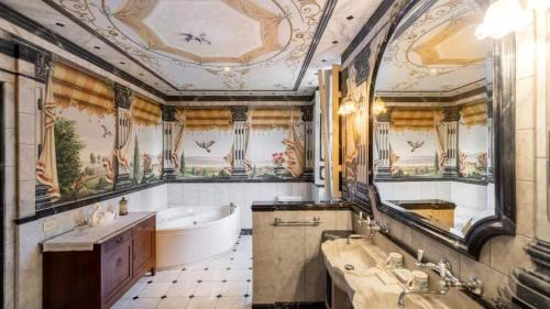Colle di Compito Villa | Villa Butori - Luxury Villa con Piscina - Lucca Firenze