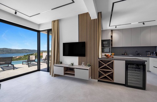 Seget Vranjica Villa | Villa by the sea with pool & panorama - relaxation under the Dalmatian sun