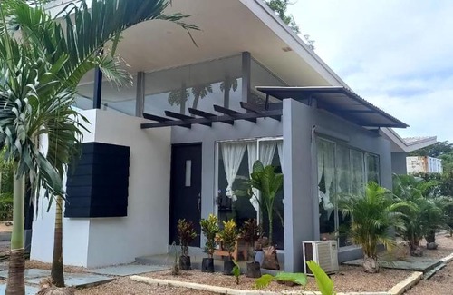 Matapalo Villa | Villa Caballo Blanco
