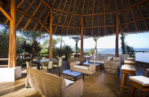 Junquillal Villa | Villa Cala Honda, Private Beachfront Escape