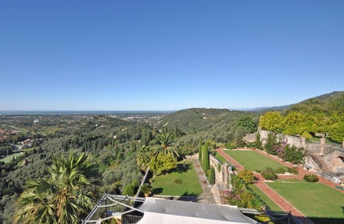 Santa Lucia Villa | Villa Camaiore - Luxury Villa Rental with swimming pool in Versilia, Tuscany