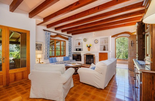 Puerto de Pollensa Villa | Villa "Can Seguinot d'Alt" with Mountain View, Private Pool & Wi-Fi