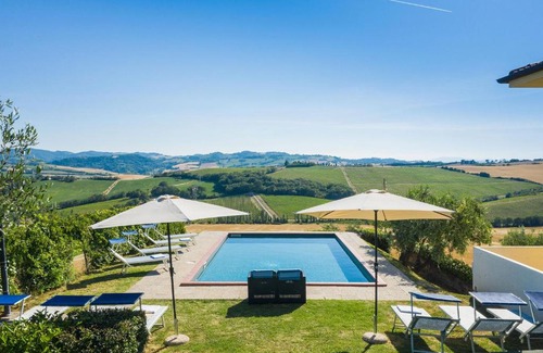 Pesaro Villa | Villa Candelara