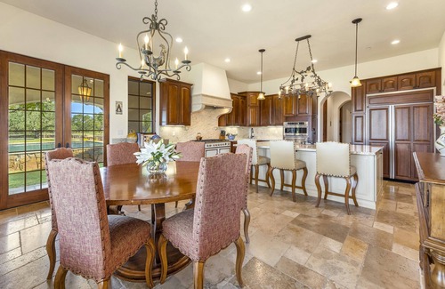 Fairfield Villa | Villa Capricho- Private 25-acre Wine Country Estate w/GuestHouse, Pool, Vineyard