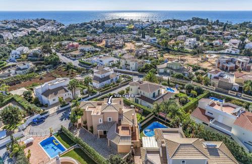 Mato Serrao Villa | Villa Casa Brasil by Villa Plus