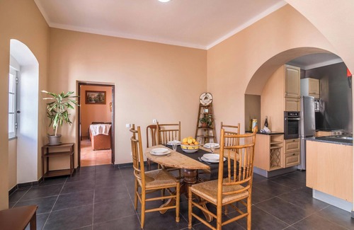 Pata de Baixo Villa | Villa "Casa Santa Maria" with Pool, Wi-Fi, Terrace & Garden; Parking Available on Property
