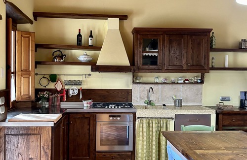 Poppi Villa | Villa Castagnone - an oasis of luxury and relaxation with a swimming pool