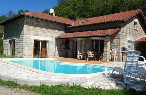 Antraigues-sur-Volane House | VILLA CASTANEA