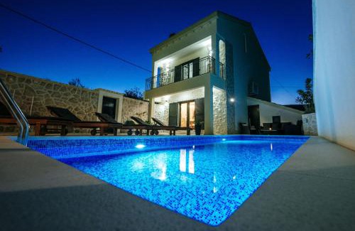 Vinjerac Villa | Villa Castello Coza ZadarVillas