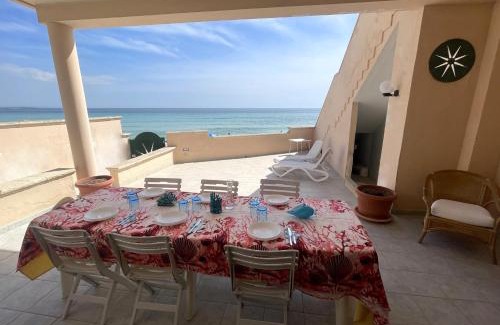 Torre Lapillo Villa | Villa Ciccarese dentro la spiaggia