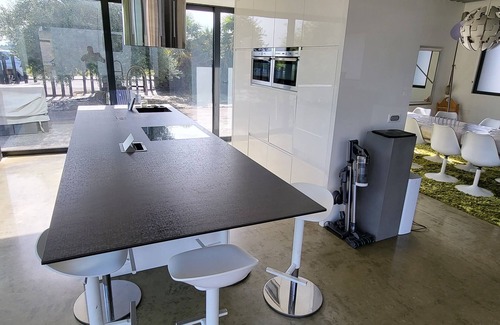 Liffre House | VILLA COMBINES MODERNITY AND STONES. IDEAL FOR FAMILY OR WORK