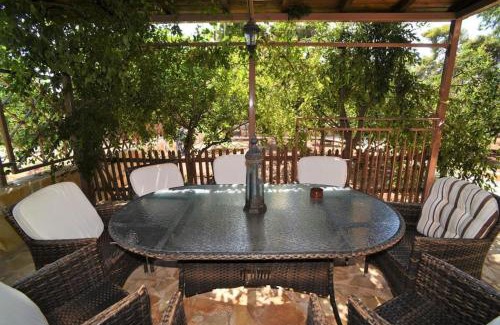 Kineta House | Villa Coral