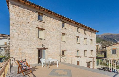 Sigillo Apartment | Villa Costanzi - Breezy Terrace On The Cucco