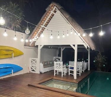 Poste Lafayette Villa | Villa Cotzot, 3 chambres, pieds dans l'eau