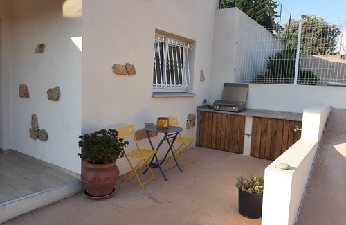 Alata House | Villa Culomba - ALATA - T2 (sleeps 4)