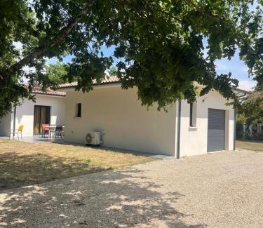 Saint-Caprais-de-Bordeaux Villa | Villa Détente