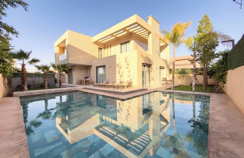 Tassoultante Villa | Villa Dar Azmar - luxury with private pool - Résidence Akenza