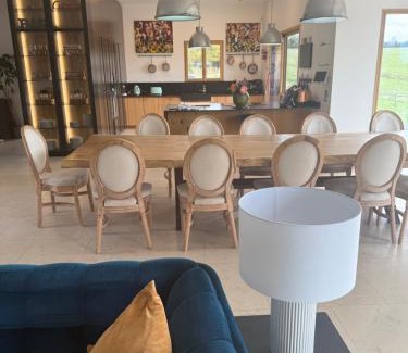 Bonneville-sur-Touques Villa | Villa de 400m2 15p - Piscine intérieure chauffée