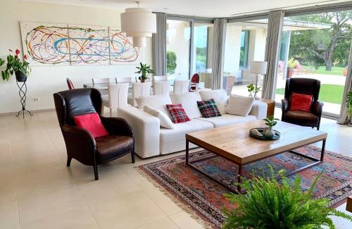 Perelada Villa | Villa de Lujo en Campo de Golf - Costa Brava