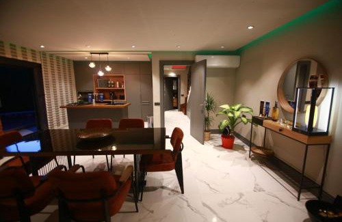 Kadriye Villa | Villa De Papel