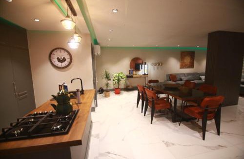 Kadriye Villa | Villa De Papel