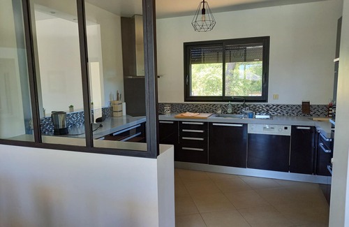 Villevieille House | Villa de Standing de 190 m² Avec Piscine