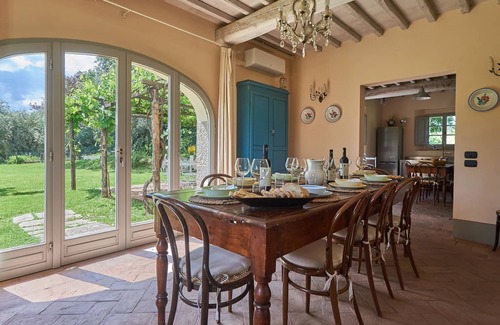 Terranuova Bracciolini Villa | Villa dei Cavalli, Terranuova Bracciolini, Arezzo and Cortona