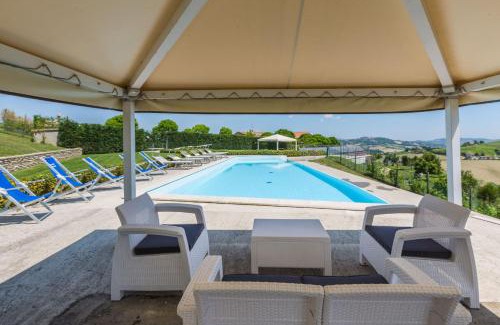 Montalto delle Marche Villa | Villa delle Rose