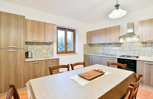 Castellabate Villa | Villa delle Pigne Grande: A characteristic and welcoming three-story ancient house made of stone, with Free WI-FI.