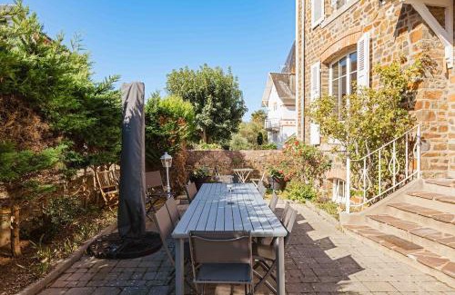 Saint-Pair-sur-Mer House | Villa des Genêts