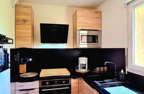 Santa-Maria-Poggio Apartment | Villa des Rives .large T2 46m2 luxury * .swimming pool and sea