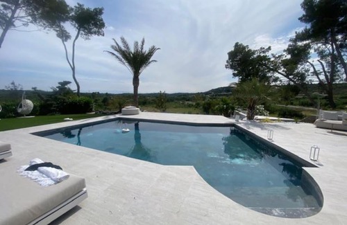 Grabels Villa | Villa design vue panoramique