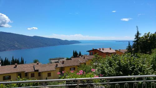 Gardola Apartment | Villa Dina