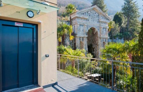 Fiumelatte Apartment | Villa Dolce Fontana
