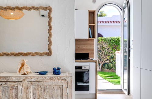 Costa Rei Villa | Villa 'Donatella' with Private Terrace, Wi-Fi and Air Conditioning