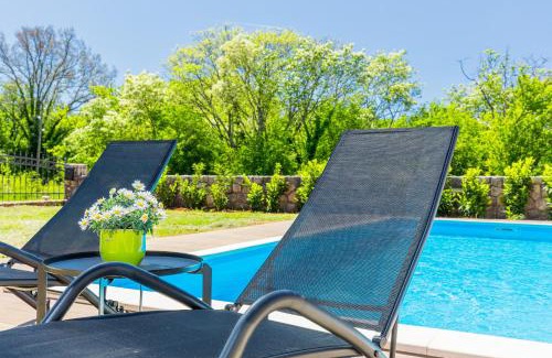 Gostinjac Villa | Villa Dora - family house with saltwater pool in Gostinjac, Krk Island