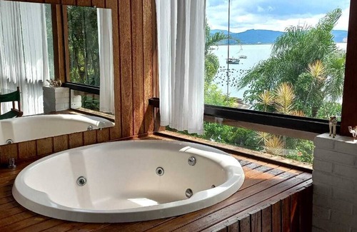 Governador Celso Ramos House | Villa dos Ganchos