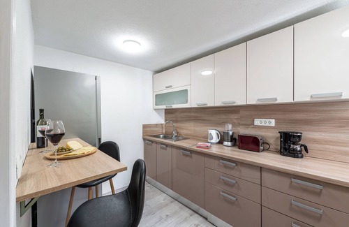 Kobas House | Villa Dovecote with Private Sauna, Jacuzzi & Gym