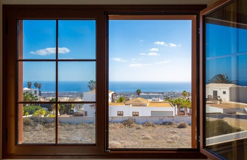 La Asomada Villa | Villa El Callao - Four Bedroom Villa, Sleeps 8