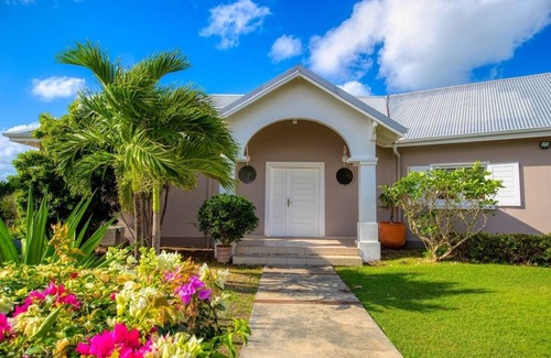 Sainte-Anne Villa | Villa Eleuthera 5*, sea, island and mountain views in Sainte Anne, Guadeloupe