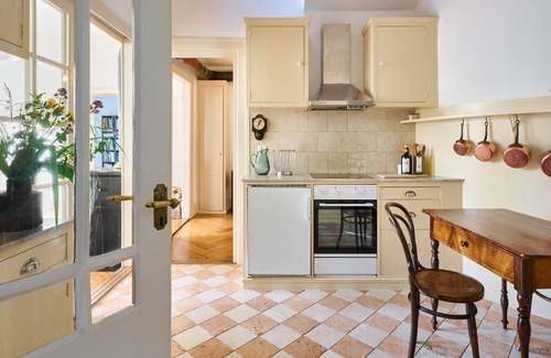 Biel House | Villa Elfenau - Foundation Holidays in a listed building