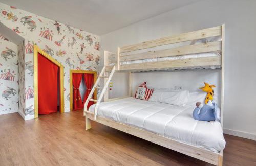 L'Eliana Villa | Villa Elia- Luxury Stay near Valencia -Perfect for MotoGP Weekend