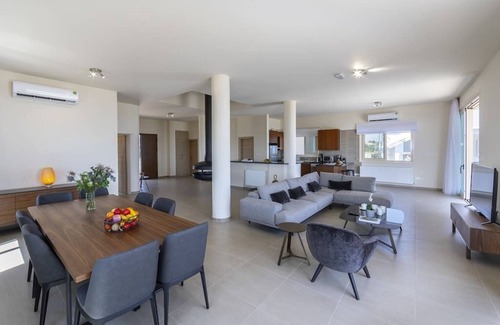 Protaras Villa | Villa Elite is an extremely exclusive and magical villa.