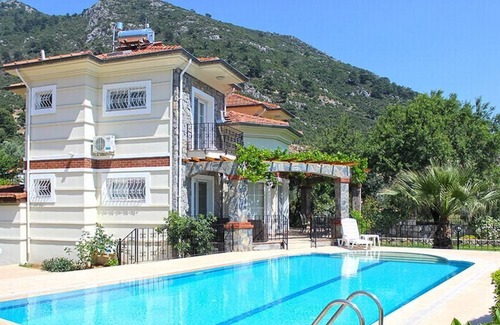 Fethiye Villa | Villa Elwyn (3 Bedroom Duplex Villa, Sleeps up to 6 Guests)