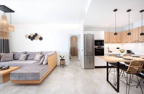 Malevizi Villa | Villa Emiliana, Minimalist Design & Spa Retreat